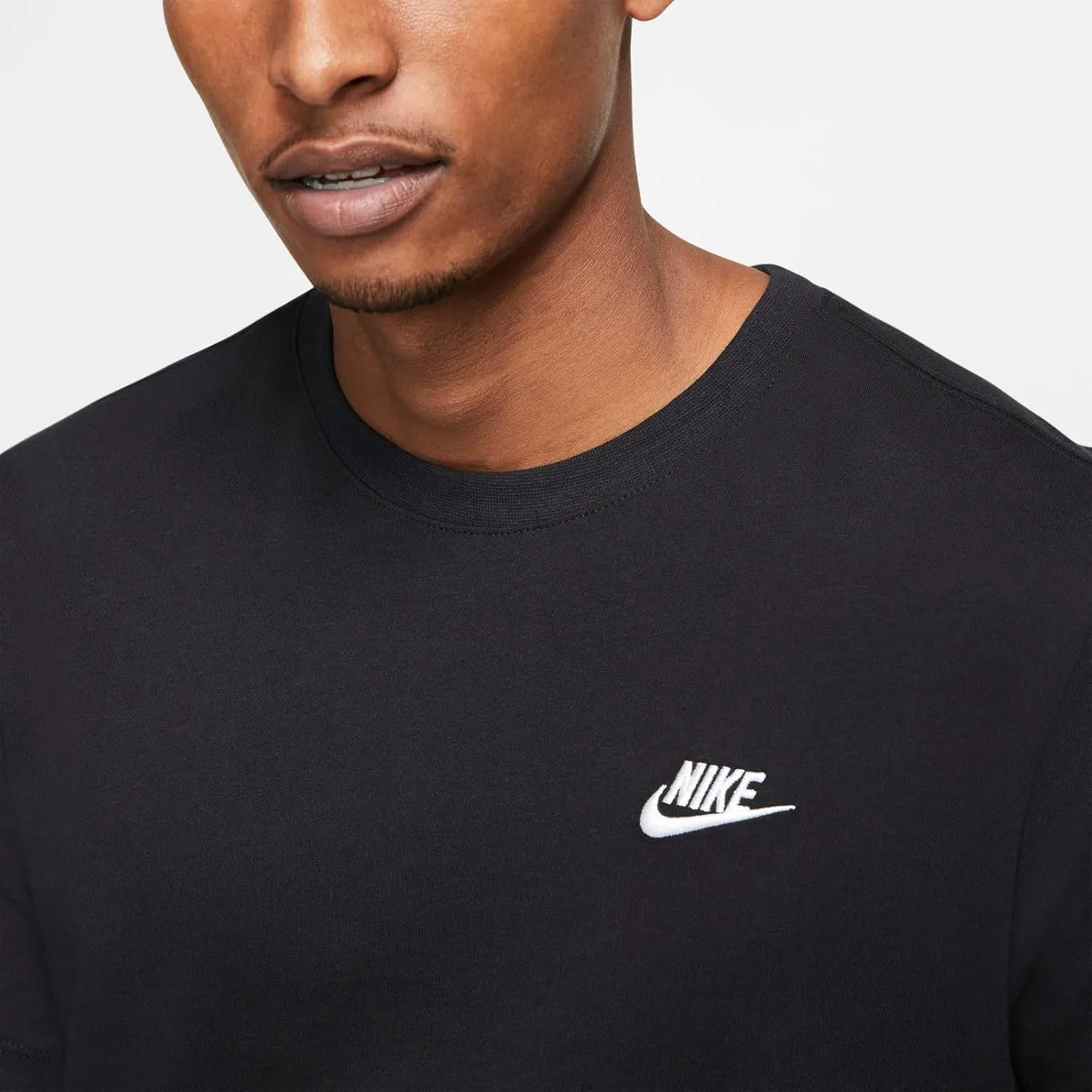 Men's Nike Sportswear Club T-Shirt